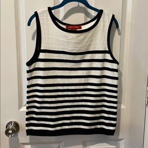 EUC Striped sleeveless sweater shell top